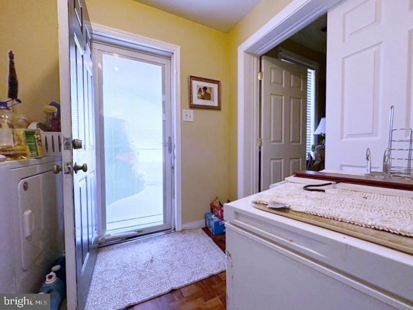 3824 KORTH LN, RICHMOND, Virginia 23223, 4 Bedrooms Bedrooms, ,2 BathroomsBathrooms,Residential,For sale,3824 KORTH LN,VAHN2000710 MLS # VAHN2000710