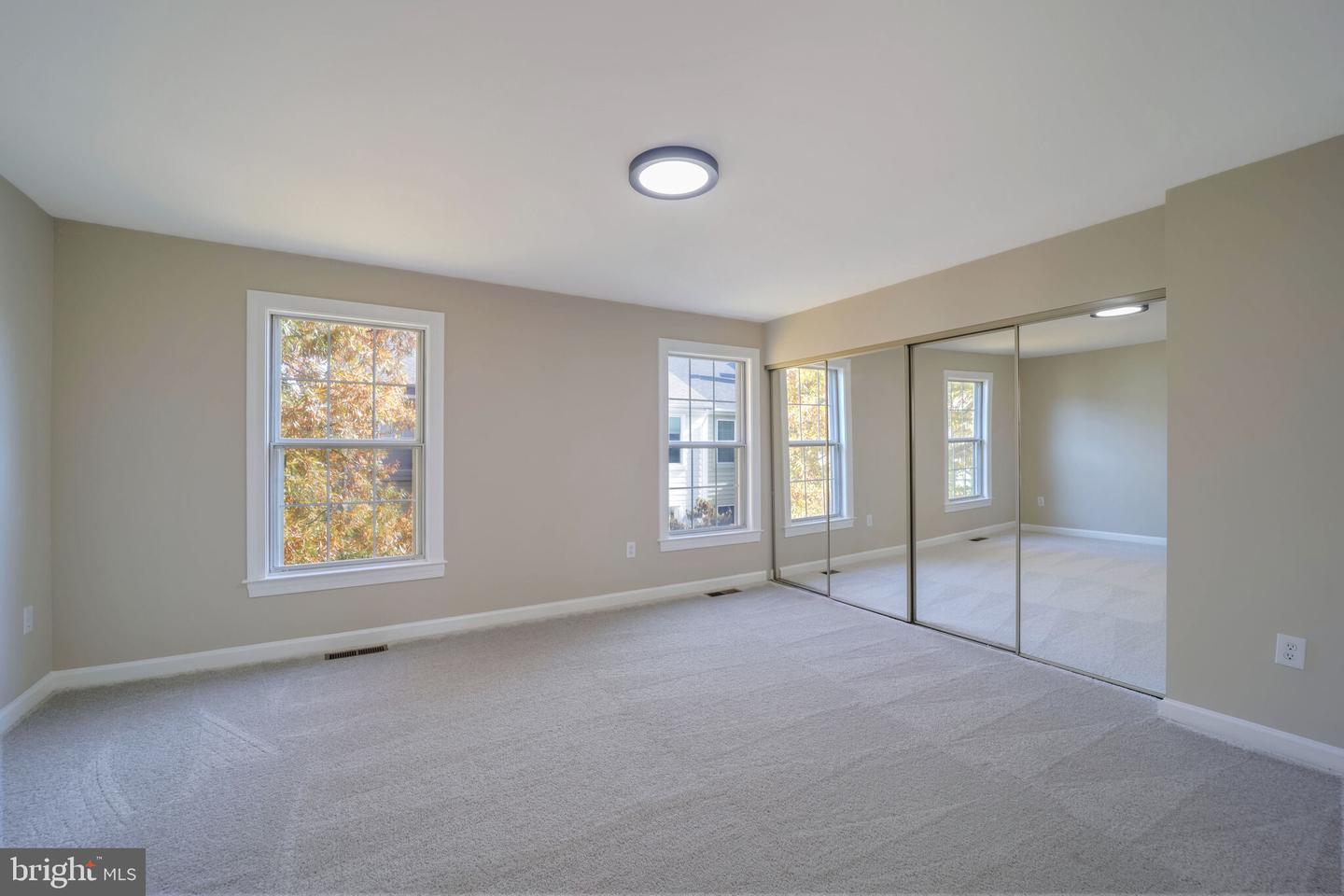 1215 MADISON ST, ALEXANDRIA, Virginia 22314, 2 Bedrooms Bedrooms, ,2 BathroomsBathrooms,Residential,For sale,1215 MADISON ST,VAAX2039254 MLS # VAAX2039254