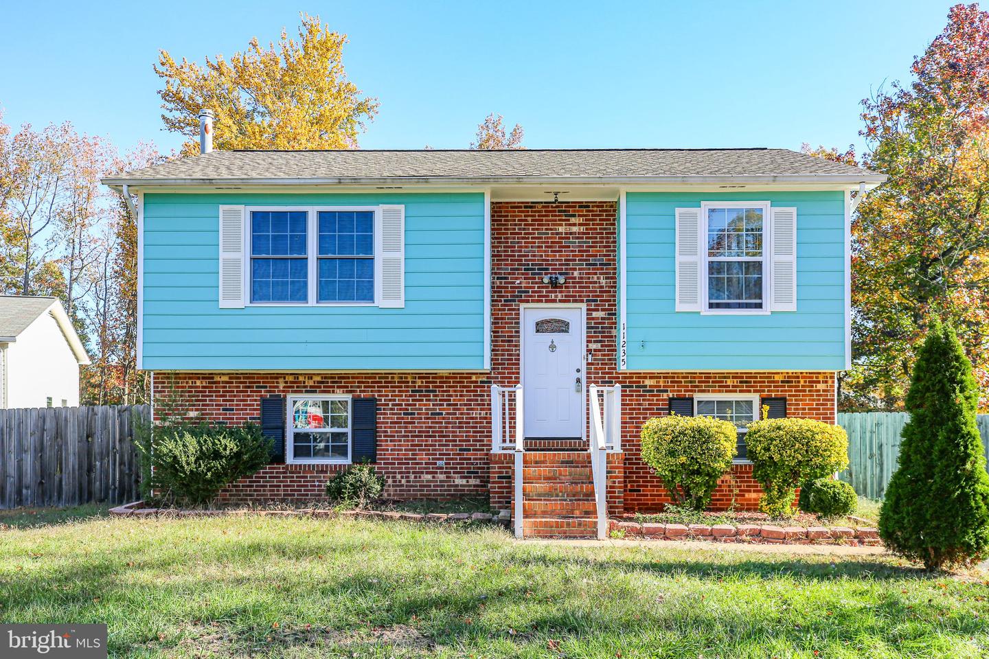 11235 GRIFFITH WAY, FREDERICKSBURG, Virginia 22407, 4 Bedrooms Bedrooms, ,2 BathroomsBathrooms,Residential,For sale,11235 GRIFFITH WAY,VASP2028988 MLS # VASP2028988