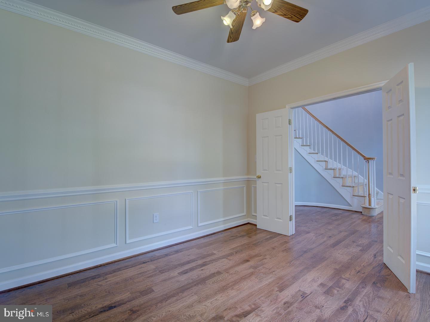 8207 RIVERSIDE RD, ALEXANDRIA, Virginia 22308, 5 Bedrooms Bedrooms, ,4 BathroomsBathrooms,Residential,For sale,8207 RIVERSIDE RD,VAFX2208792 MLS # VAFX2208792