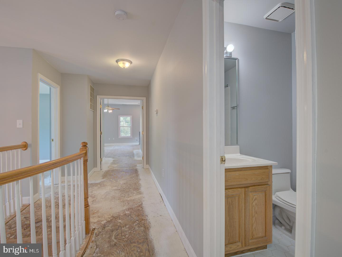 8207 RIVERSIDE RD, ALEXANDRIA, Virginia 22308, 5 Bedrooms Bedrooms, ,4 BathroomsBathrooms,Residential,For sale,8207 RIVERSIDE RD,VAFX2208792 MLS # VAFX2208792