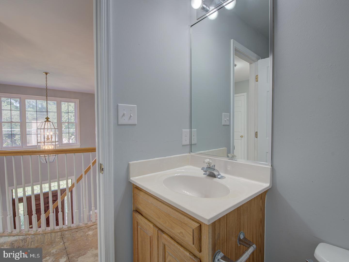 8207 RIVERSIDE RD, ALEXANDRIA, Virginia 22308, 5 Bedrooms Bedrooms, ,4 BathroomsBathrooms,Residential,For sale,8207 RIVERSIDE RD,VAFX2208792 MLS # VAFX2208792