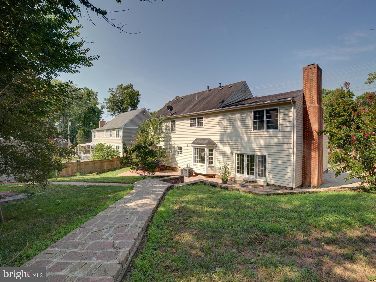 8207 RIVERSIDE RD, ALEXANDRIA, Virginia 22308, 5 Bedrooms Bedrooms, ,4 BathroomsBathrooms,Residential,For sale,8207 RIVERSIDE RD,VAFX2208792 MLS # VAFX2208792