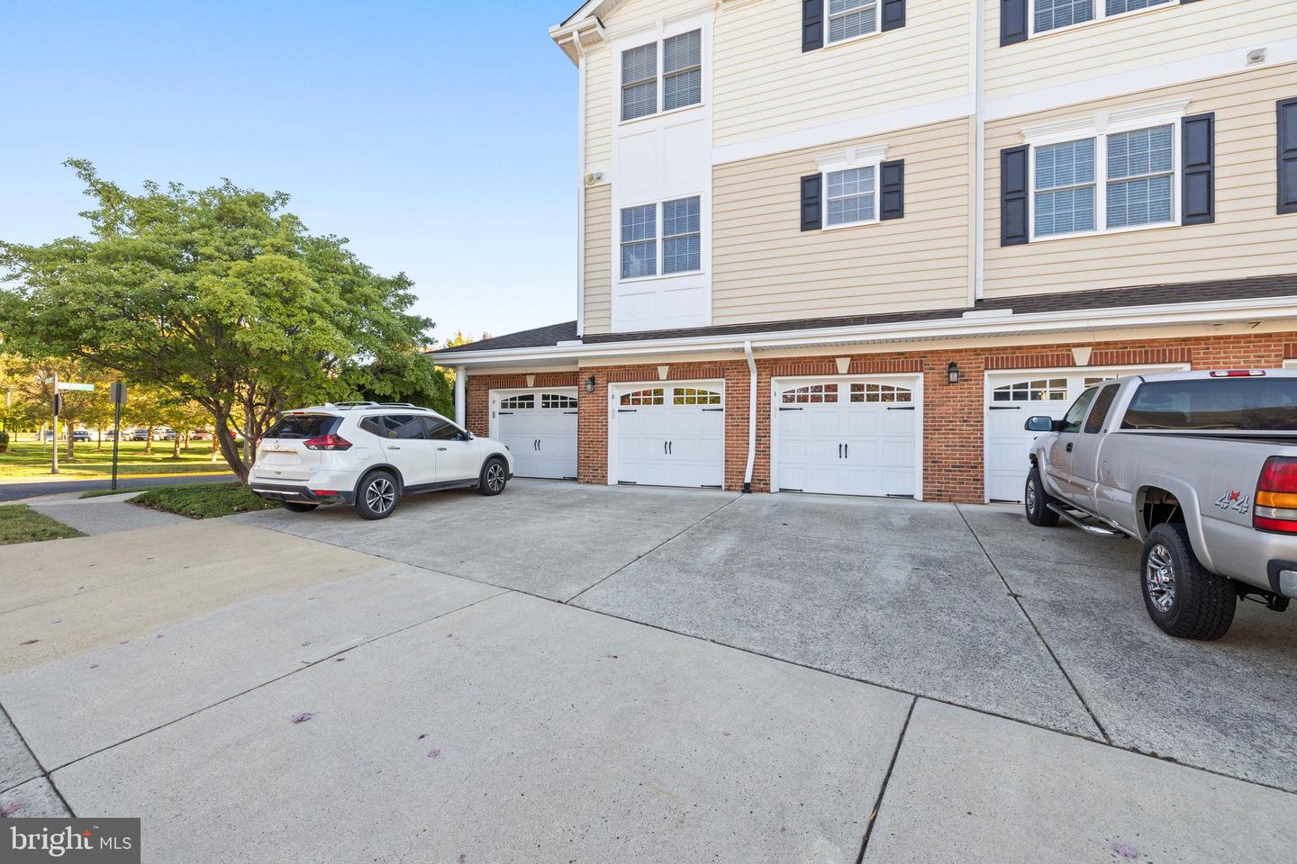 15251 ROYAL CREST DR #303, HAYMARKET, Virginia 20169, 2 Bedrooms Bedrooms, ,2 BathroomsBathrooms,Residential,For sale,15251 ROYAL CREST DR #303,VAPW2082118 MLS # VAPW2082118