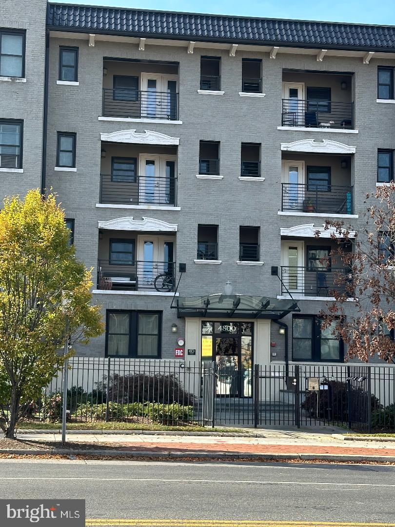 4800 GEORGIA AVE NW #103, WASHINGTON, District Of Columbia 20011, 1 Bedroom Bedrooms, ,1 BathroomBathrooms,Residential,For sale,4800 GEORGIA AVE NW #103,DCDC2166492 MLS # DCDC2166492