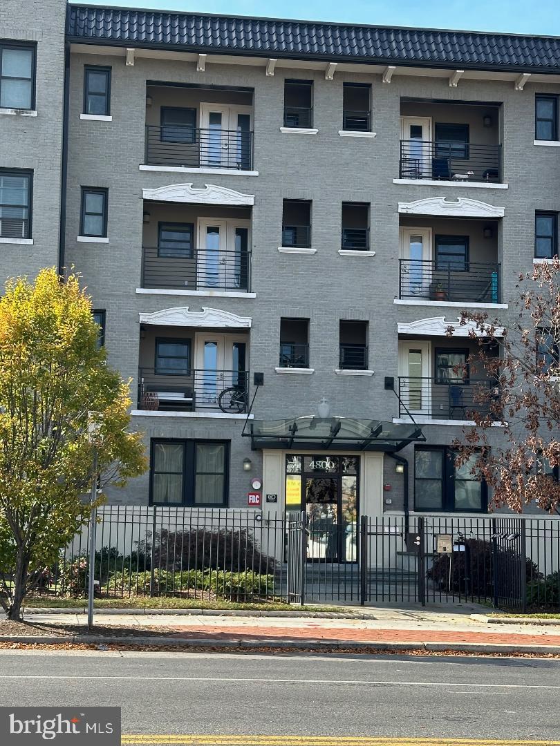 4800 GEORGIA AVE NW #103, WASHINGTON, District Of Columbia 20011, 1 Bedroom Bedrooms, ,1 BathroomBathrooms,Residential,For sale,4800 GEORGIA AVE NW #103,DCDC2166492 MLS # DCDC2166492