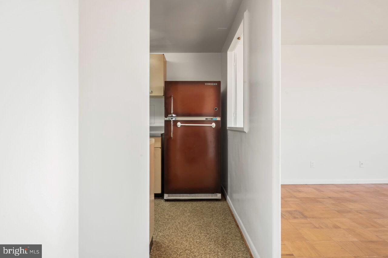 4600 DUKE ST #1030, ALEXANDRIA, Virginia 22304, 1 Bedroom Bedrooms, ,1 BathroomBathrooms,Residential,For sale,4600 DUKE ST #1030,VAAX2039228 MLS # VAAX2039228