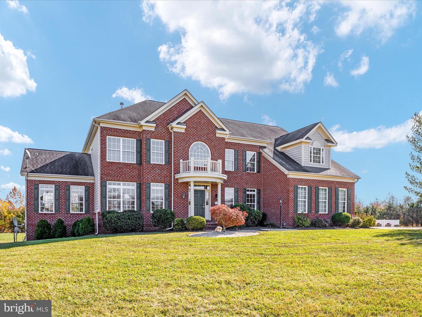 11911 VALLEY VIEW DR, NOKESVILLE, Virginia 20181, 6 Bedrooms Bedrooms, ,4 BathroomsBathrooms,Residential,For sale,11911 VALLEY VIEW DR,VAPW2082280 MLS # VAPW2082280