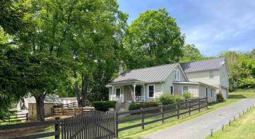 53 COLD RUN DR, LEXINGTON, Virginia 24450, 5 Bedrooms Bedrooms, ,3 BathroomsBathrooms,Farm,For sale,53 COLD RUN DR,658437 MLS # 658437