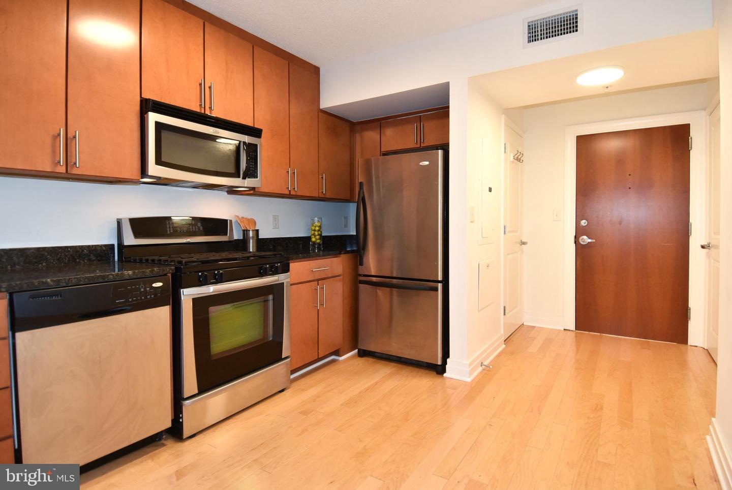 915 E E ST NW #611, WASHINGTON, District Of Columbia 20004, 1 Bedroom Bedrooms, ,1 BathroomBathrooms,Residential,For sale,915 E E ST NW #611,DCDC2166978 MLS # DCDC2166978