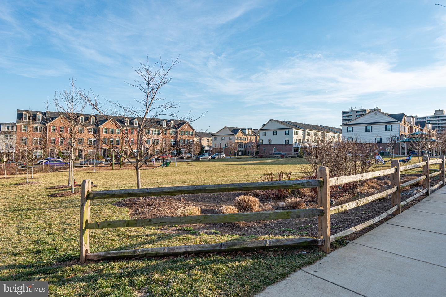 3720 FORT LINCOLN DR NE, WASHINGTON, District Of Columbia 20018, 3 Bedrooms Bedrooms, ,2 BathroomsBathrooms,Residential,For sale,3720 FORT LINCOLN DR NE,DCDC2166996 MLS # DCDC2166996