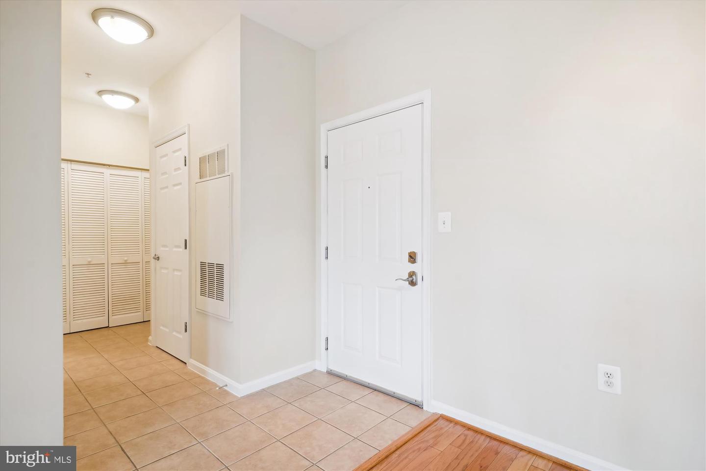 2465 ARMY NAVY DR #1-306, ARLINGTON, Virginia 22206, 2 Bedrooms Bedrooms, ,1 BathroomBathrooms,Residential,For sale,2465 ARMY NAVY DR #1-306,VAAR2046612 MLS # VAAR2046612