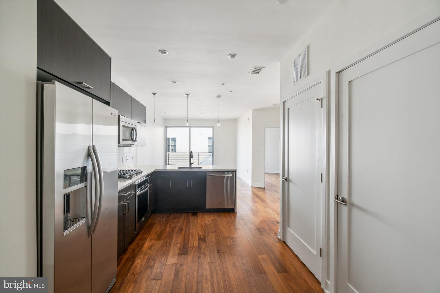 1350 MARYLAND AVE NE #412, WASHINGTON, District Of Columbia 20002, 1 Bedroom Bedrooms, ,1 BathroomBathrooms,Residential,For sale,1350 MARYLAND AVE NE #412,DCDC2156320 MLS # DCDC2156320