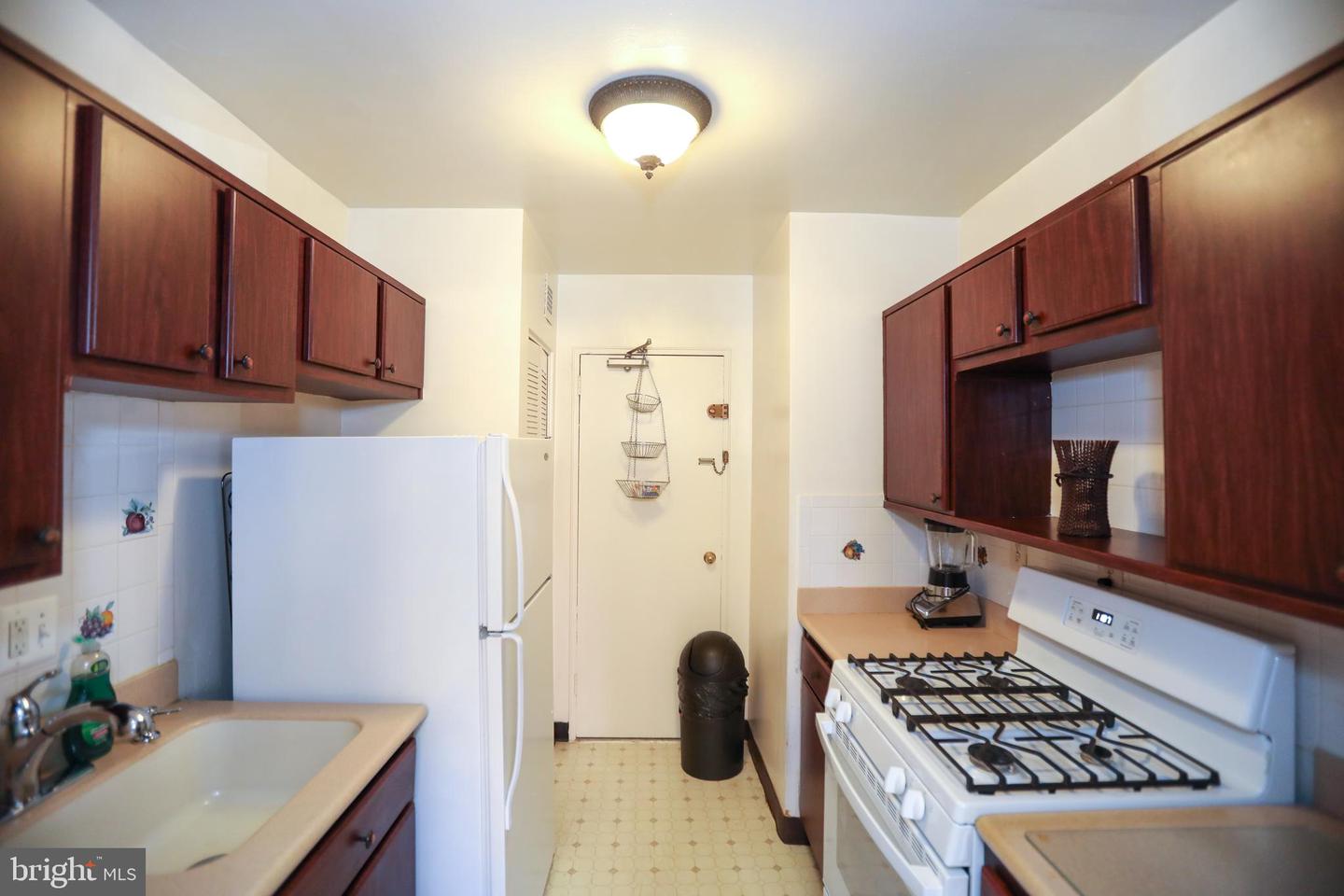 1830 COLUMBIA PIKE S #104, ARLINGTON, Virginia 22204, 1 Bedroom Bedrooms, ,1 BathroomBathrooms,Residential,For sale,1830 COLUMBIA PIKE S #104,VAAR2049360 MLS # VAAR2049360