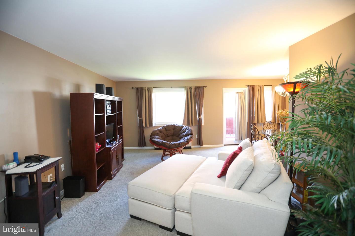 1830 COLUMBIA PIKE S #104, ARLINGTON, Virginia 22204, 1 Bedroom Bedrooms, ,1 BathroomBathrooms,Residential,For sale,1830 COLUMBIA PIKE S #104,VAAR2049360 MLS # VAAR2049360