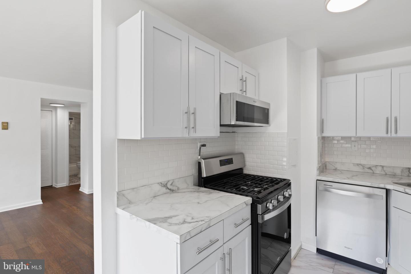 5851 QUANTRELL AVE #212, ALEXANDRIA, Virginia 22312, 2 Bedrooms Bedrooms, ,1 BathroomBathrooms,Residential,For sale,5851 QUANTRELL AVE #212,VAAX2039004 MLS # VAAX2039004