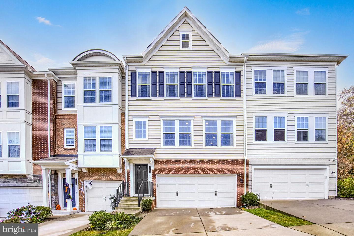 45003 GRADUATE TER, ASHBURN, Virginia 20147, 4 Bedrooms Bedrooms, ,3 BathroomsBathrooms,Residential,For sale,45003 GRADUATE TER,VALO2082954 MLS # VALO2082954