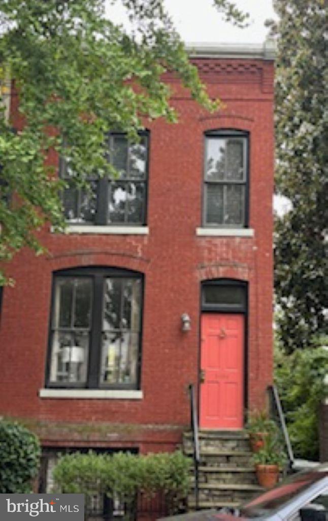 2920 OLIVE ST NW, WASHINGTON, District Of Columbia 20007, 2 Bedrooms Bedrooms, ,2 BathroomsBathrooms,Residential,For sale,2920 OLIVE ST NW,DCDC2163240 MLS # DCDC2163240