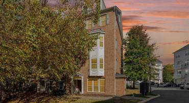 2696 SHEFFIELD HILL WAY #224, WOODBRIDGE, Virginia 22191, 3 Bedrooms Bedrooms, ,2 BathroomsBathrooms,Residential,For sale,2696 SHEFFIELD HILL WAY #224,VAPW2081680 MLS # VAPW2081680