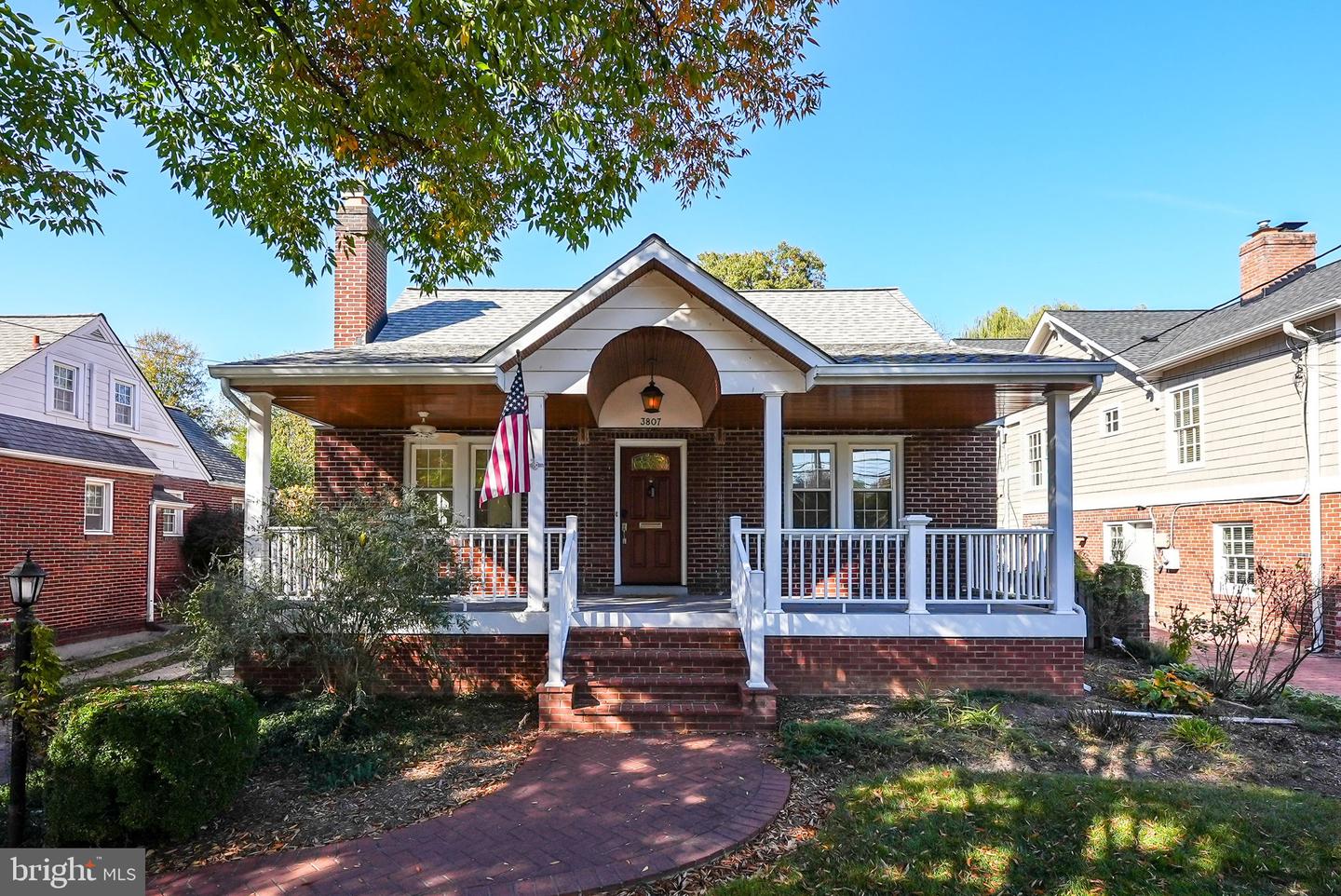 3807 6TH ST S, ARLINGTON, Virginia 22204, 3 Bedrooms Bedrooms, ,2 BathroomsBathrooms,Residential,For sale,3807 6TH ST S,VAAR2050392 MLS # VAAR2050392