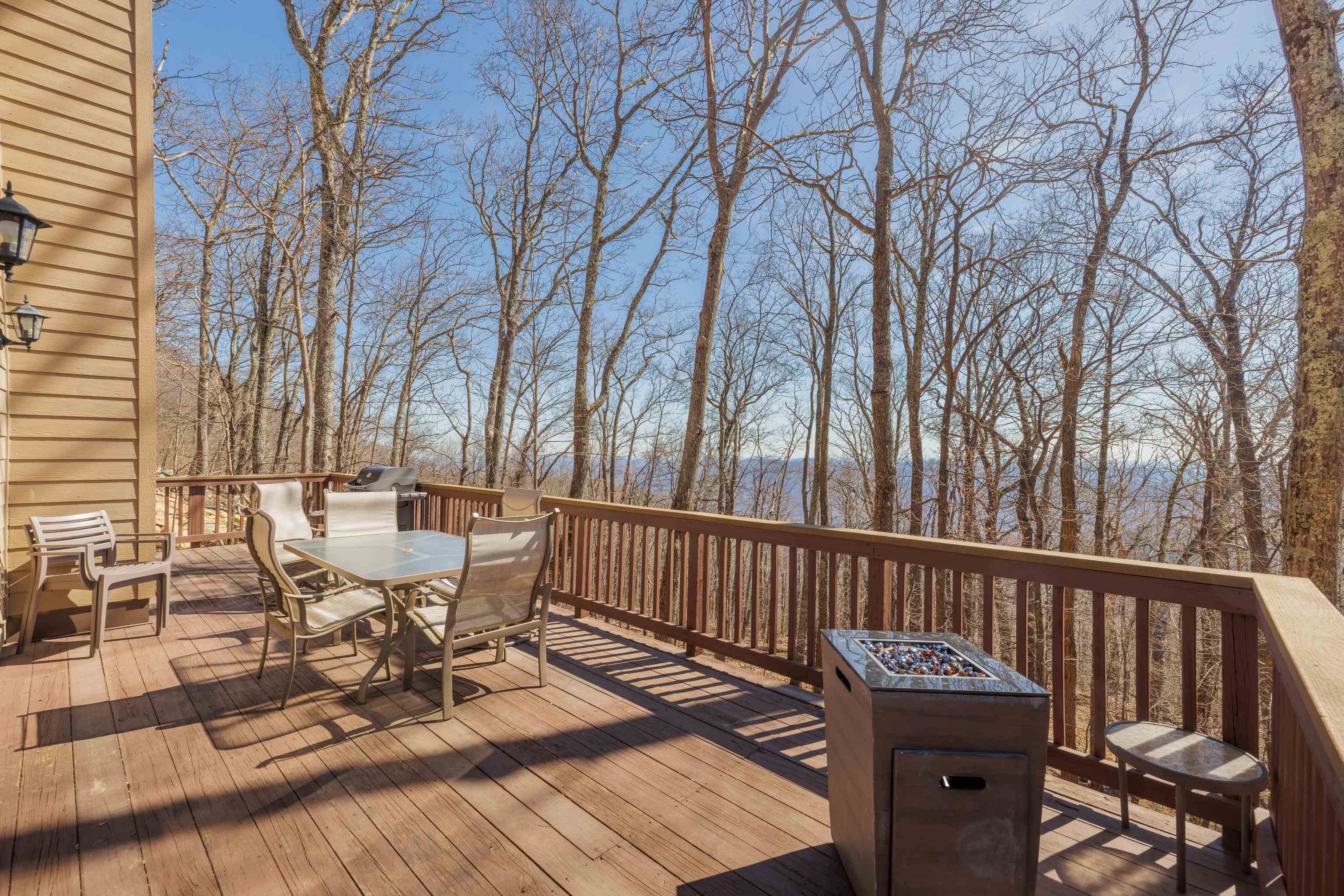 66 DOGWOOD RD, WINTERGREEN RESORT, Virginia 22967, 5 Bedrooms Bedrooms, ,3 BathroomsBathrooms,Residential,The Holiday House,66 DOGWOOD RD,651355 MLS # 651355