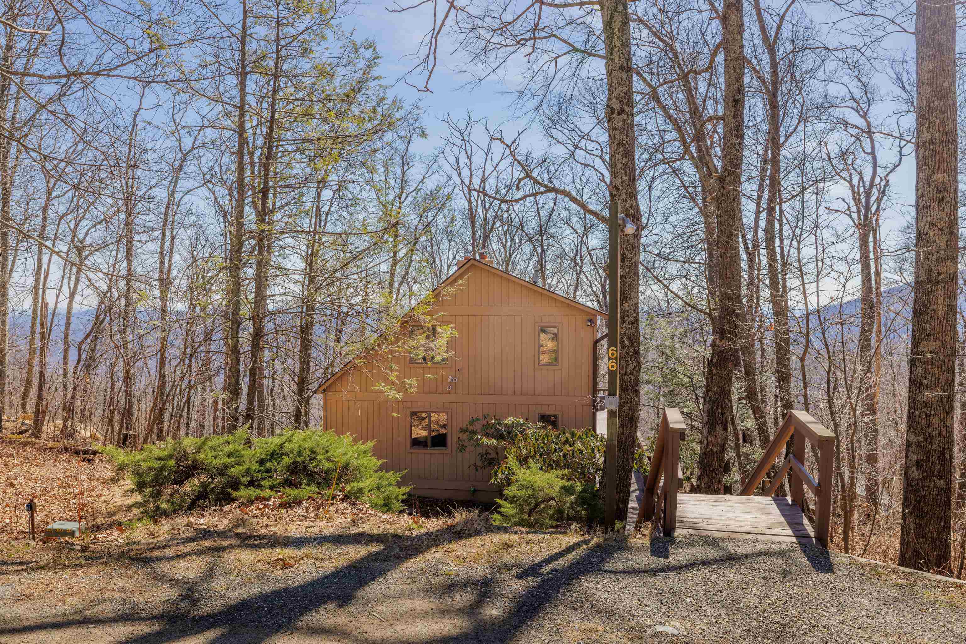 66 DOGWOOD RD, WINTERGREEN RESORT, Virginia 22967, 5 Bedrooms Bedrooms, ,3 BathroomsBathrooms,Residential,The Holiday House,66 DOGWOOD RD,651355 MLS # 651355