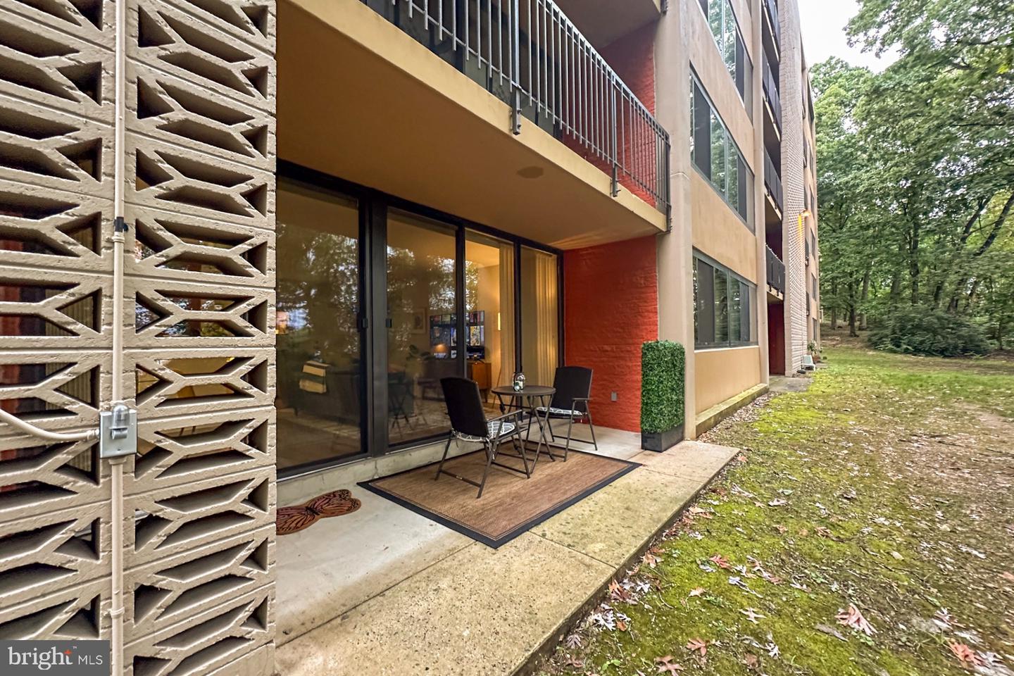 8 S VAN DORN ST #103, ALEXANDRIA, Virginia 22304, 1 Bedroom Bedrooms, ,1 BathroomBathrooms,Residential,For sale,8 S VAN DORN ST #103,VAAX2038928 MLS # VAAX2038928