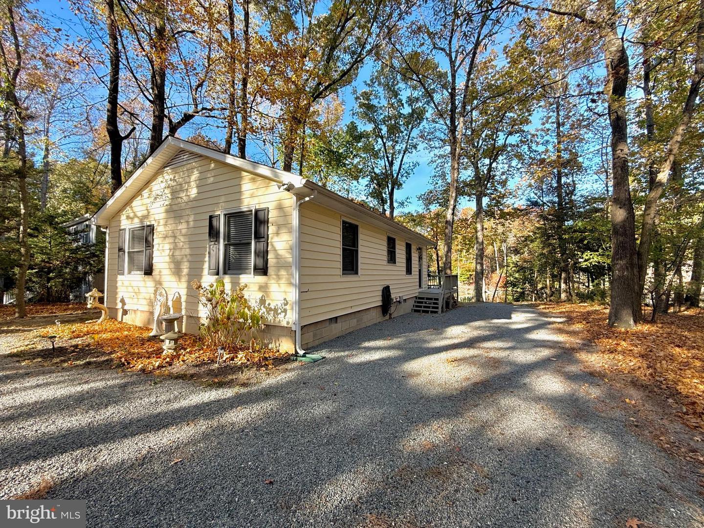 139 FLORIDA DR, HEATHSVILLE, Virginia 22473, 2 Bedrooms Bedrooms, 4 Rooms Rooms,1 BathroomBathrooms,Residential,For sale,139 FLORIDA DR,VANV2001352 MLS # VANV2001352