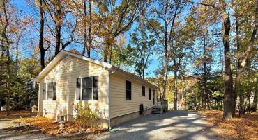 139 FLORIDA DR, HEATHSVILLE, Virginia 22473, 2 Bedrooms Bedrooms, 4 Rooms Rooms,1 BathroomBathrooms,Residential,For sale,139 FLORIDA DR,VANV2001352 MLS # VANV2001352