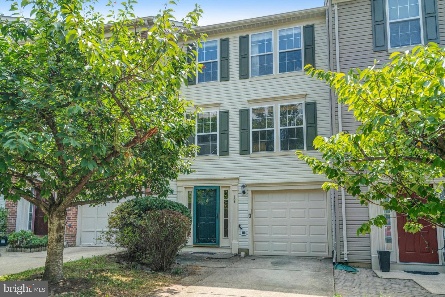 154 INGLE PL, ALEXANDRIA, Virginia 22304, 3 Bedrooms Bedrooms, ,2 BathroomsBathrooms,Residential,For sale,154 INGLE PL,VAAX2037450 MLS # VAAX2037450