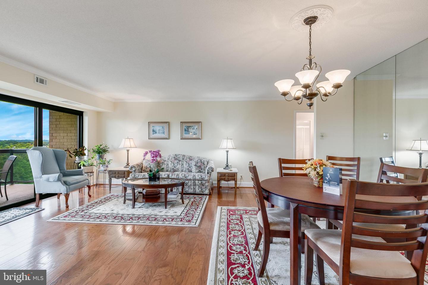 307 YOAKUM PKWY #1020, ALEXANDRIA, Virginia 22304, 2 Bedrooms Bedrooms, ,1 BathroomBathrooms,Residential,For sale,307 YOAKUM PKWY #1020,VAAX2037516 MLS # VAAX2037516