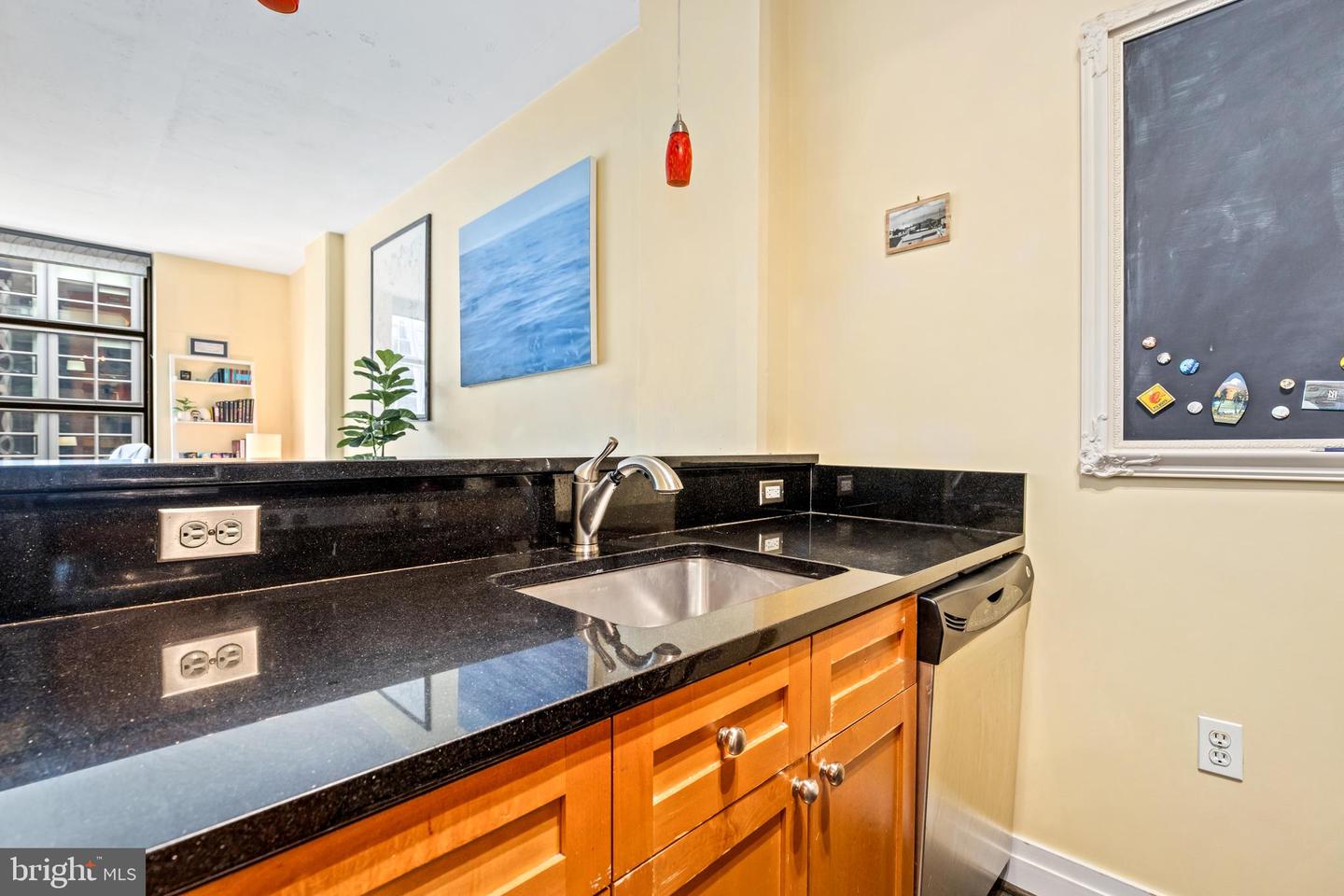 2120 VERMONT AVE NW #403, WASHINGTON, District Of Columbia 20001, 1 Bedroom Bedrooms, ,1 BathroomBathrooms,Residential,For sale,2120 VERMONT AVE NW #403,DCDC2166404 MLS # DCDC2166404