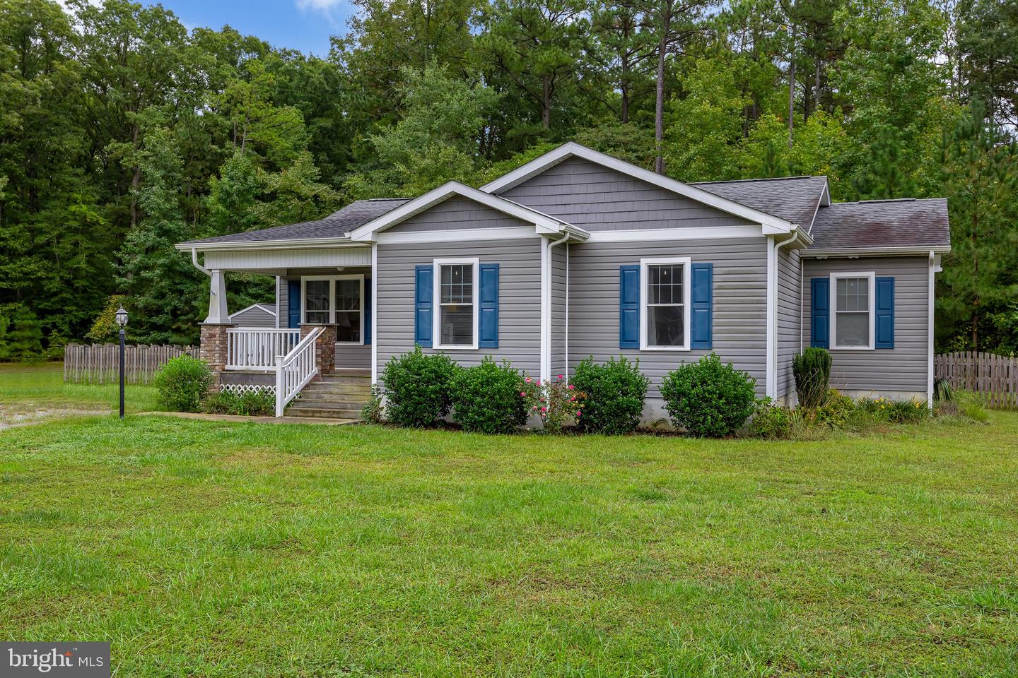 10121 ASHGLADE CT, ASHLAND, Virginia 23005, 3 Bedrooms Bedrooms, ,2 BathroomsBathrooms,Residential,For sale,10121 ASHGLADE CT,VAHA2000846 MLS # VAHA2000846