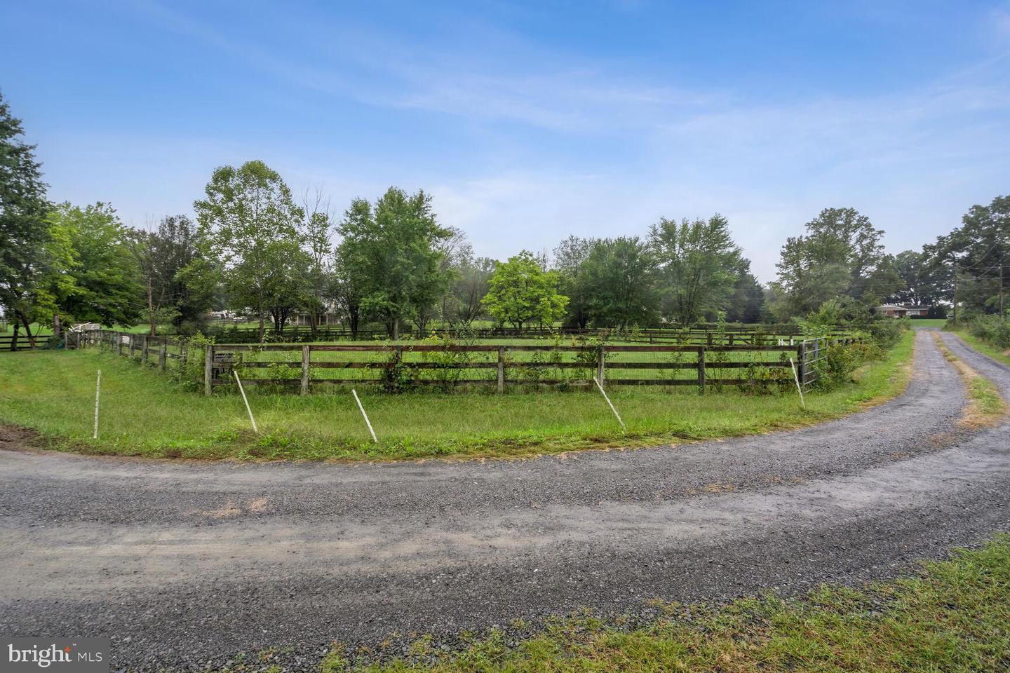 7427 KENNEDY RD, NOKESVILLE, Virginia 20181, ,Land,For sale,7427 KENNEDY RD,VAFQ2014608 MLS # VAFQ2014608