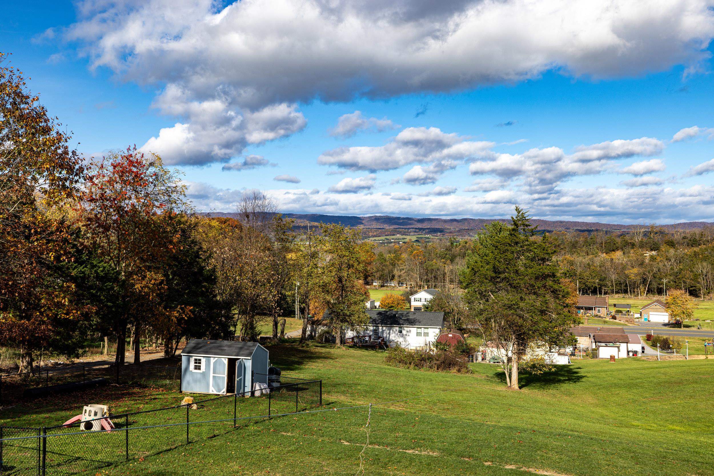 2897 LONGS PUMP RD, ROCKINGHAM, Virginia 22802, 3 Bedrooms Bedrooms, ,3 BathroomsBathrooms,Residential,2897 LONGS PUMP RD,658462 MLS # 658462