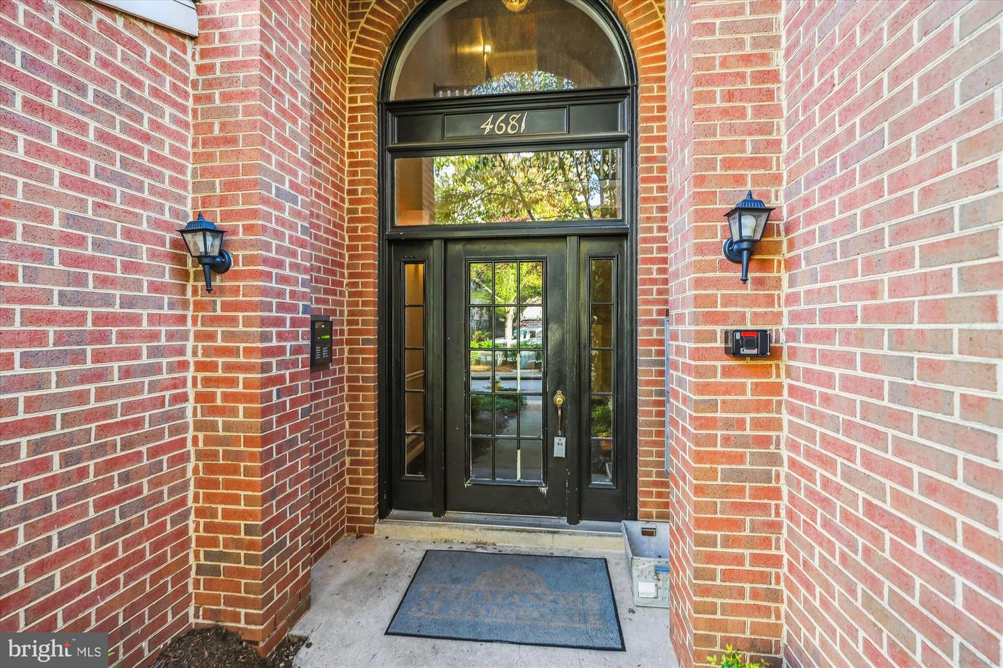 4681 LAWTON WAY #203, ALEXANDRIA, Virginia 22311, 2 Bedrooms Bedrooms, ,2 BathroomsBathrooms,Residential,For sale,4681 LAWTON WAY #203,VAAX2038848 MLS # VAAX2038848