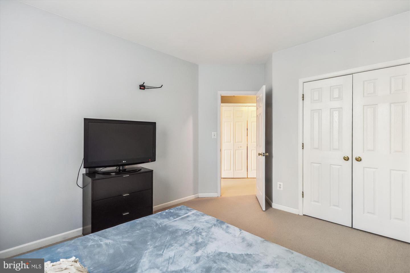 4681 LAWTON WAY #203, ALEXANDRIA, Virginia 22311, 2 Bedrooms Bedrooms, ,2 BathroomsBathrooms,Residential,For sale,4681 LAWTON WAY #203,VAAX2038848 MLS # VAAX2038848