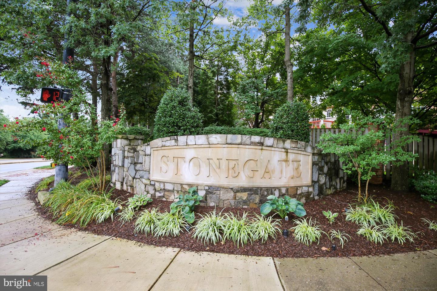 4681 LAWTON WAY #203, ALEXANDRIA, Virginia 22311, 2 Bedrooms Bedrooms, ,2 BathroomsBathrooms,Residential,For sale,4681 LAWTON WAY #203,VAAX2038848 MLS # VAAX2038848