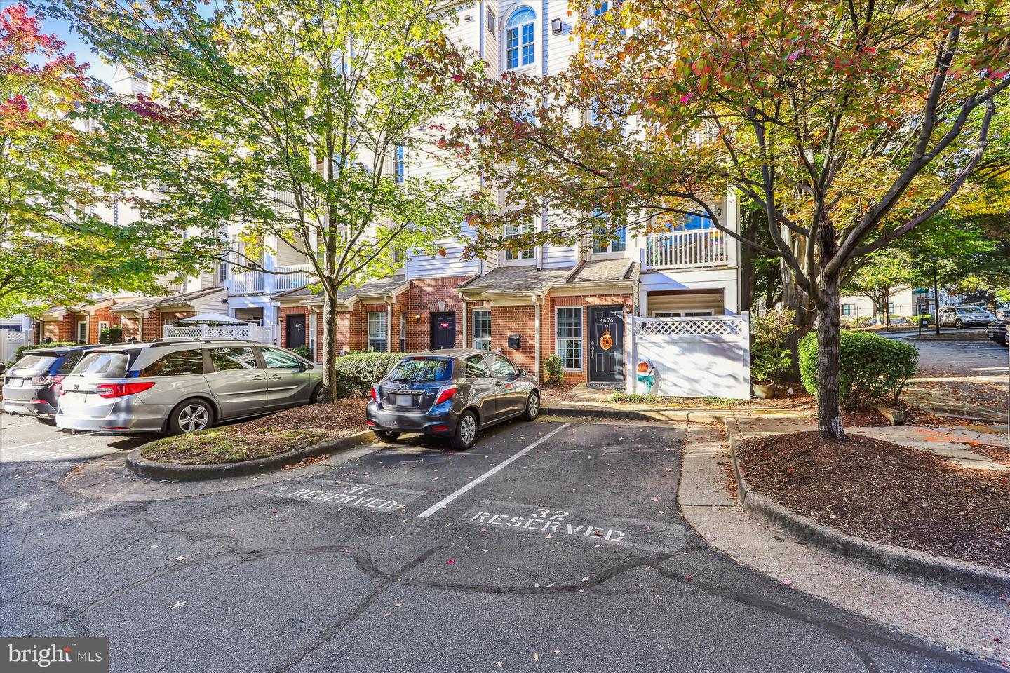 4681 LAWTON WAY #203, ALEXANDRIA, Virginia 22311, 2 Bedrooms Bedrooms, ,2 BathroomsBathrooms,Residential,For sale,4681 LAWTON WAY #203,VAAX2038848 MLS # VAAX2038848