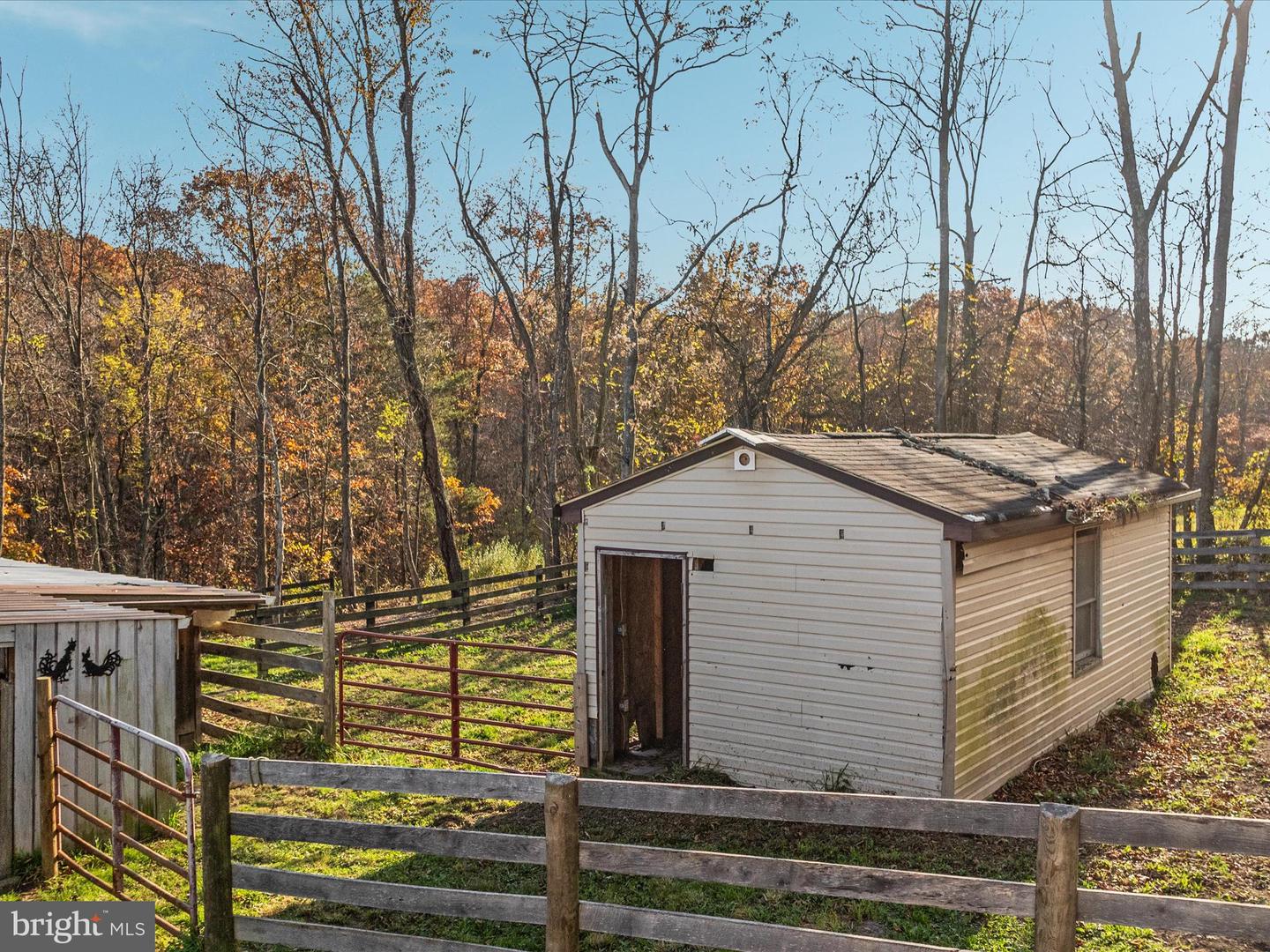 1525 HOLLOW RD, GORE, Virginia 22637, 4 Bedrooms Bedrooms, ,3 BathroomsBathrooms,Residential,For sale,1525 HOLLOW RD,VAFV2022442 MLS # VAFV2022442