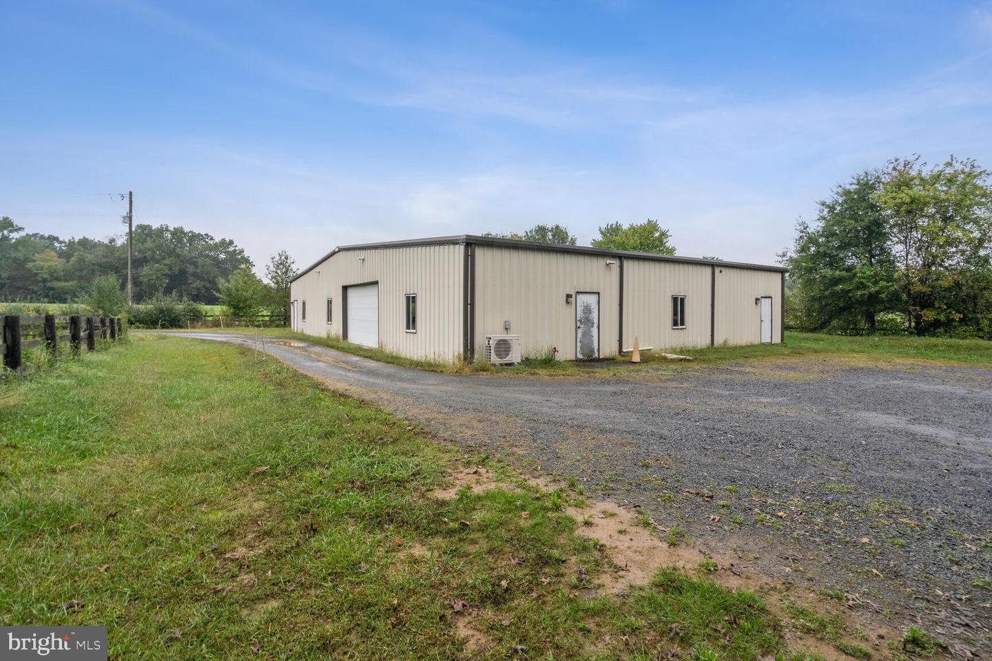 7427 KENNEDY RD, NOKESVILLE, Virginia 20181, ,1 BathroomBathrooms,Residential,For sale,7427 KENNEDY RD,VAFQ2014610 MLS # VAFQ2014610