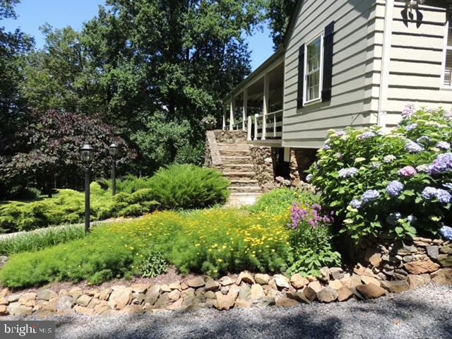 17970 RAVEN ROCKS RD, BLUEMONT, Virginia 20135, 3 Bedrooms Bedrooms, ,2 BathroomsBathrooms,Residential,For sale,17970 RAVEN ROCKS RD,VACL2003156 MLS # VACL2003156