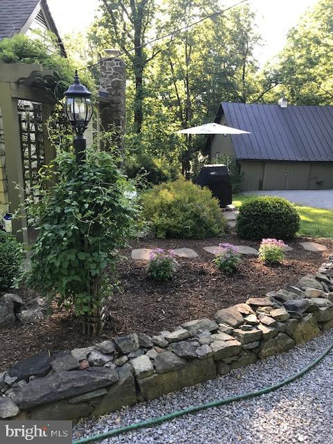 17970 RAVEN ROCKS RD, BLUEMONT, Virginia 20135, 3 Bedrooms Bedrooms, ,2 BathroomsBathrooms,Residential,For sale,17970 RAVEN ROCKS RD,VACL2003156 MLS # VACL2003156