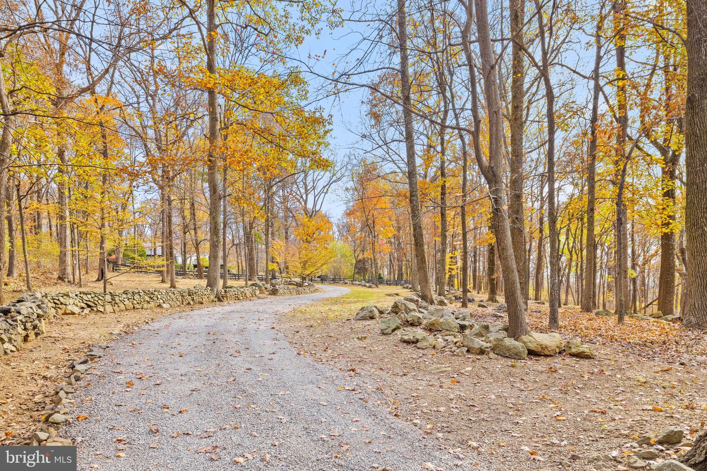 17970 RAVEN ROCKS RD, BLUEMONT, Virginia 20135, 3 Bedrooms Bedrooms, ,2 BathroomsBathrooms,Residential,For sale,17970 RAVEN ROCKS RD,VACL2003156 MLS # VACL2003156