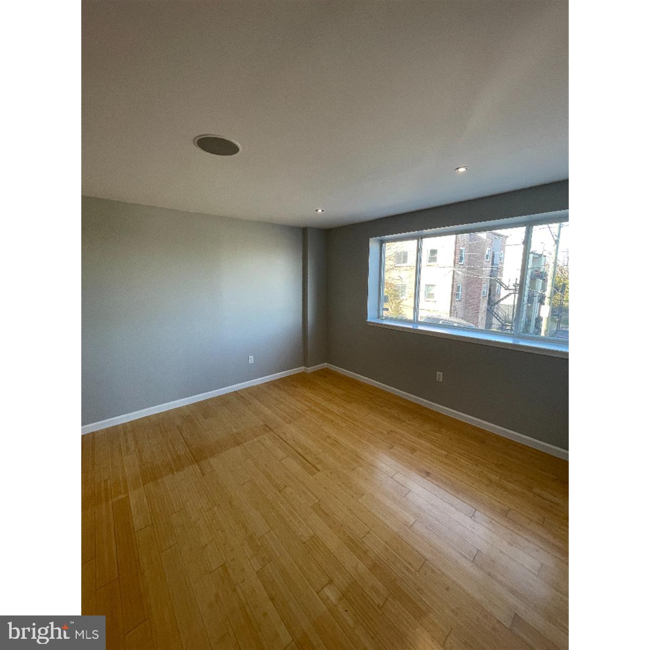 1620 29TH ST SE #201, WASHINGTON, District Of Columbia 20020, 2 Bedrooms Bedrooms, ,2 BathroomsBathrooms,Residential,For sale,1620 29TH ST SE #201,DCDC2167252 MLS # DCDC2167252