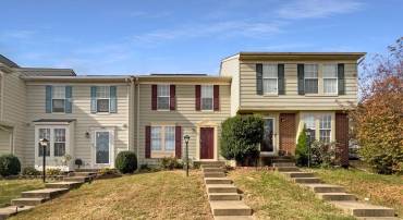 16946 MONMOUTH CT, DUMFRIES, Virginia 22026, 3 Bedrooms Bedrooms, ,3 BathroomsBathrooms,Residential,For sale,16946 MONMOUTH CT,VAPW2082618 MLS # VAPW2082618