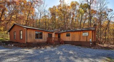 84 BLUE SMOKE LN, NEW MARKET, Virginia 22844, 2 Bedrooms Bedrooms, ,2 BathroomsBathrooms,Residential,For sale,84 BLUE SMOKE LN,VASH2009874 MLS # VASH2009874