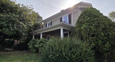 410 GLEN AVE, STAUNTON, Virginia 24401, 3 Bedrooms Bedrooms, ,1 BathroomBathrooms,Residential,For sale,410 GLEN AVE,658505 MLS # 658505