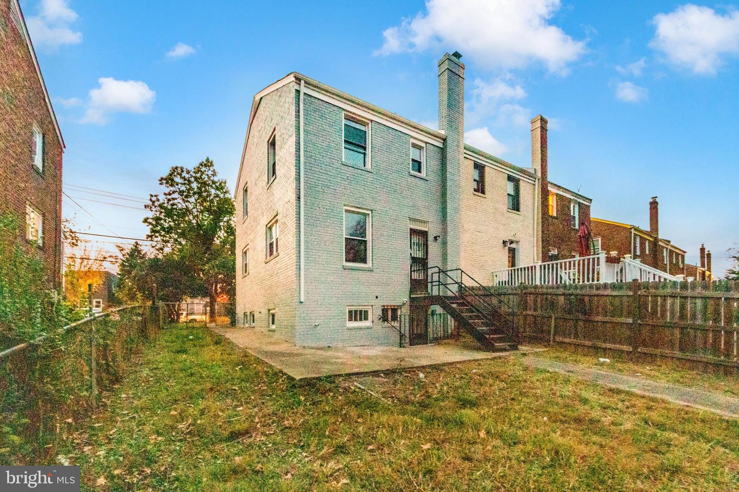 5050 BENNING RD SE, WASHINGTON, District Of Columbia 20019, 4 Bedrooms Bedrooms, ,2 BathroomsBathrooms,Residential,For sale,5050 BENNING RD SE,DCDC2164752 MLS # DCDC2164752