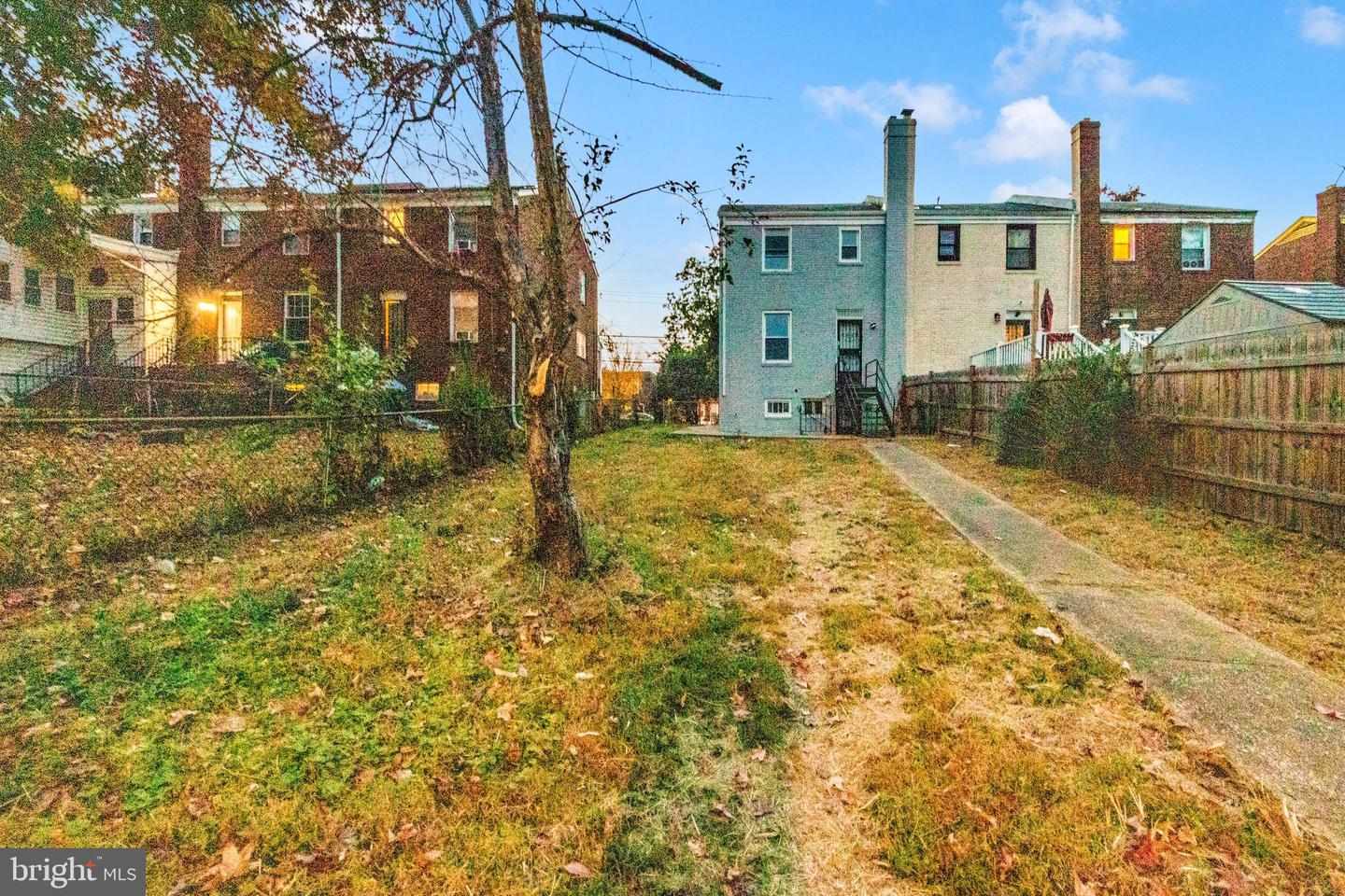 5050 BENNING RD SE, WASHINGTON, District Of Columbia 20019, 4 Bedrooms Bedrooms, ,2 BathroomsBathrooms,Residential,For sale,5050 BENNING RD SE,DCDC2164752 MLS # DCDC2164752